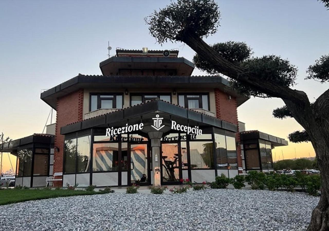 Floating House - Marina Relax Villa Portoroz Luaran gambar